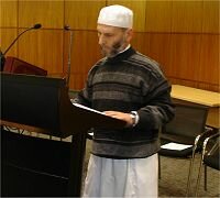 Sheikh Mohammed Airot, Imam, Ponsonby Masjid (Auckland) reciting the Qur'an.